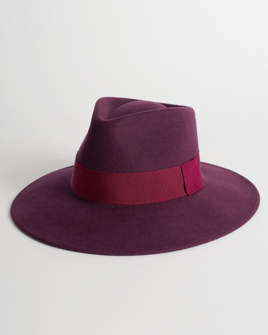 Burgundy felt hat City