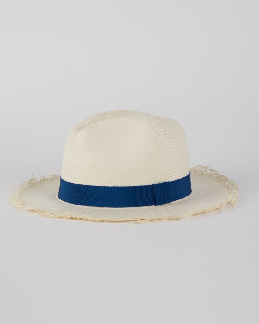 Fedora Laguna with blue ribbon