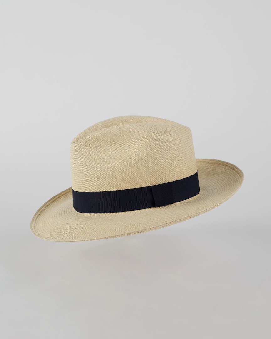 Fedora Montecristi natural color