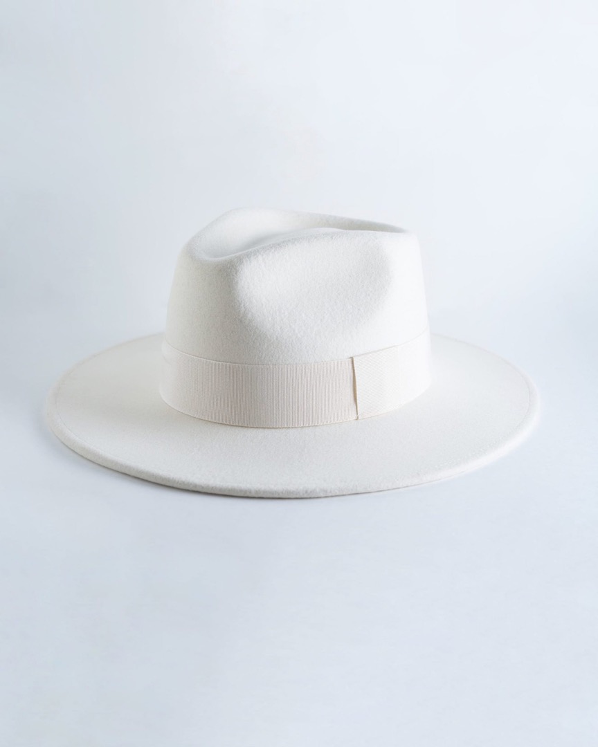 Felt hat Milky